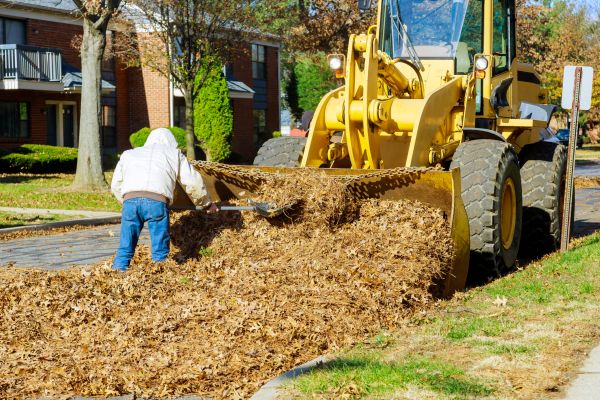 Mulch Hauling in Visalia