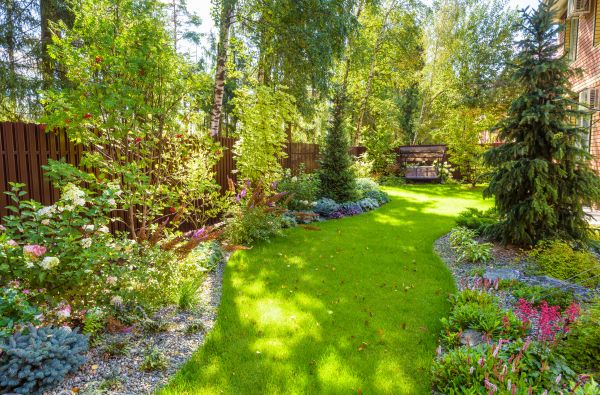 Monthly Garden Maintenance in Visalia