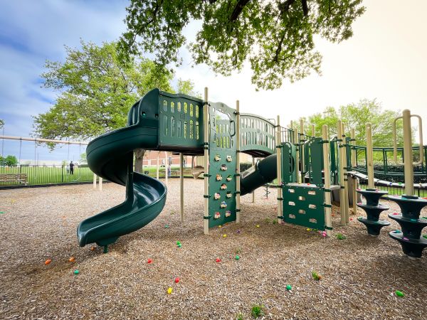 Playground Mulch Service in Visalia